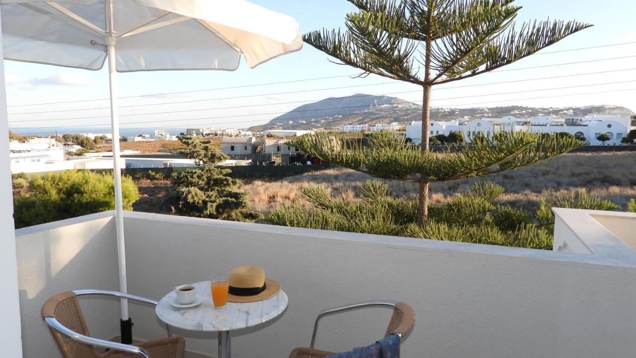 Hotel Niovi à Fira  Extérieur photo