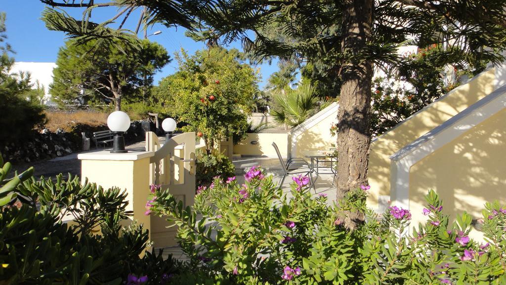 Hotel Niovi à Fira  Extérieur photo